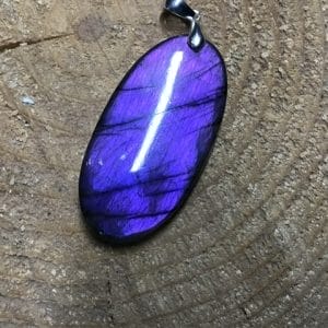 Pendentif labradorite violette electrique