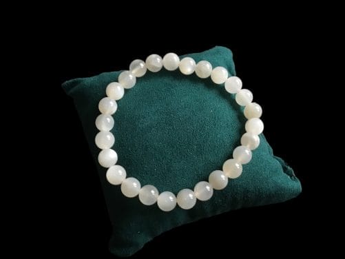 Bracelet en perles de 6mm en pierre de lune blanche
