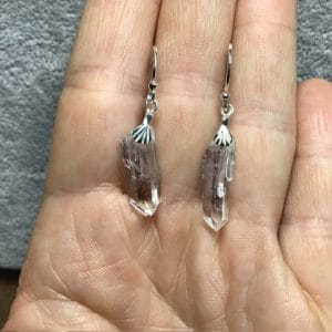 Boucles d oreilles artisanale en cristal de roche