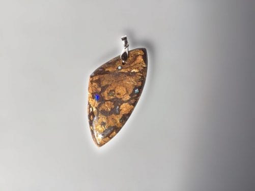Opal boulder freeforme en pendentif