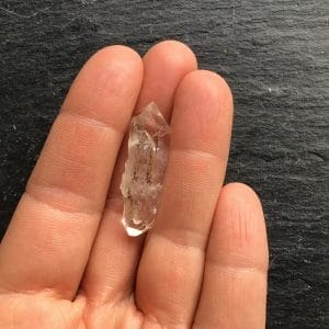 Petit quartz biterminé de 3cm